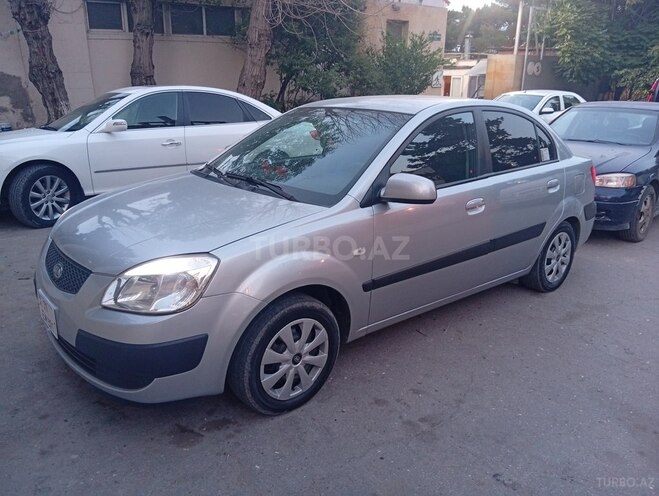 Kia Rio-2