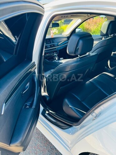 BMW 528-10
