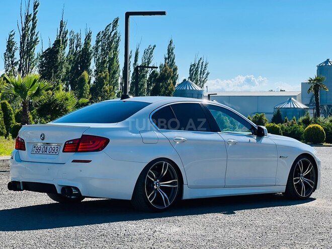 BMW 528-8