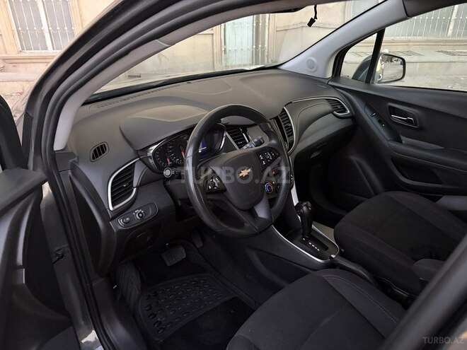 Chevrolet Trax-11