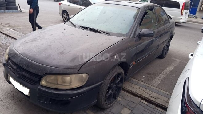 Opel Omega-2