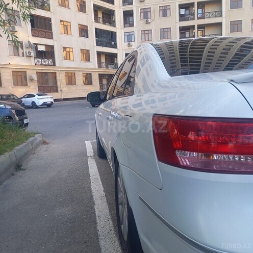 Hyundai Sonata-5