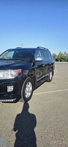 Toyota Land Cruiser-2