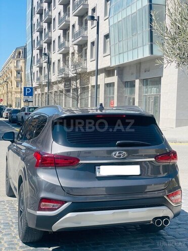 Hyundai Santa Fe-2