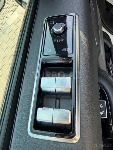 Land Rover Range Rover-12
