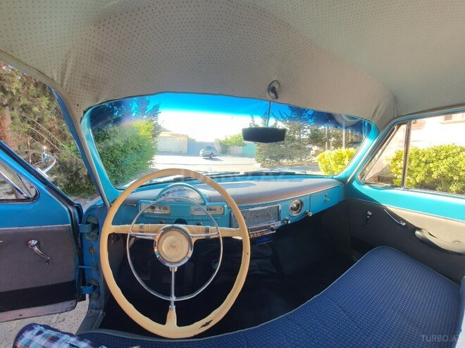 GAZ 21 "Volga"-12