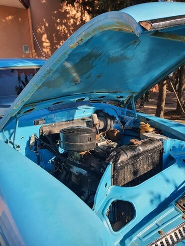 GAZ 21 "Volga"-14