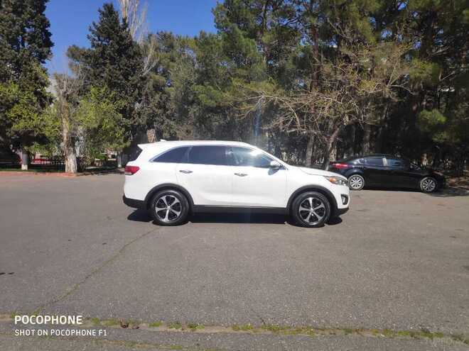 Kia Sorento-4