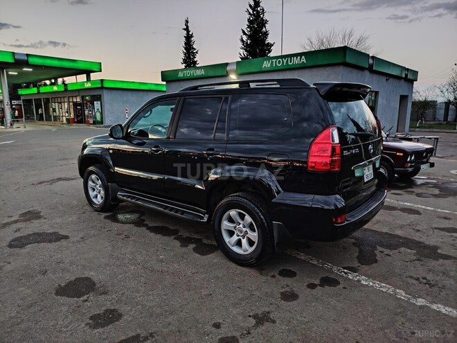 Toyota Land Cruiser Prado-10