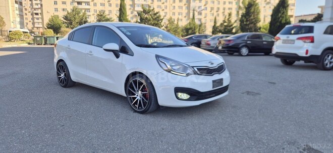 Kia Rio-6