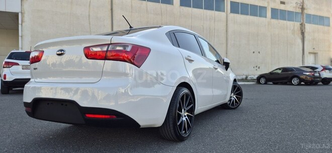 Kia Rio-9
