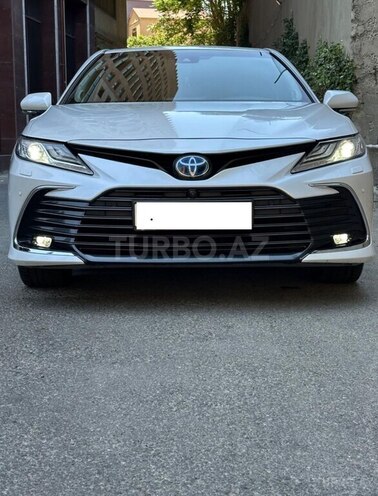 Toyota Camry-3
