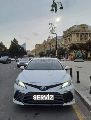 Toyota Camry-1
