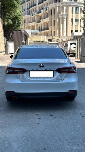 Toyota Camry-4