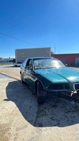 BMW 320-5