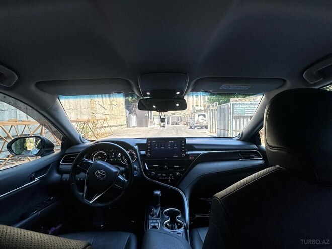 Toyota Camry-7