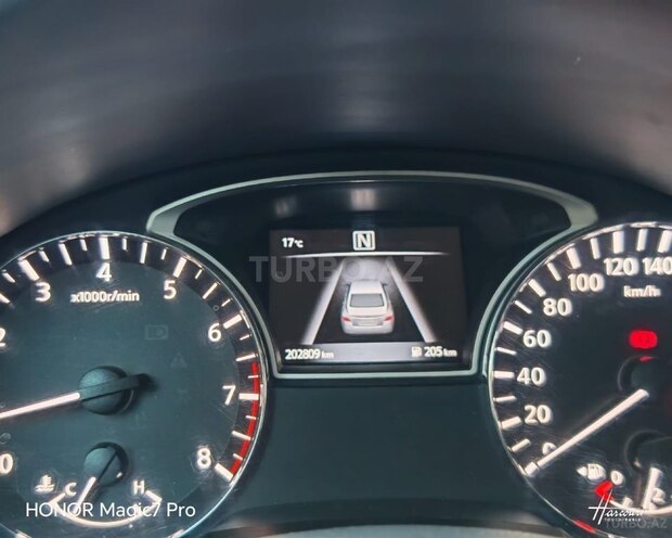 Nissan Altima-9