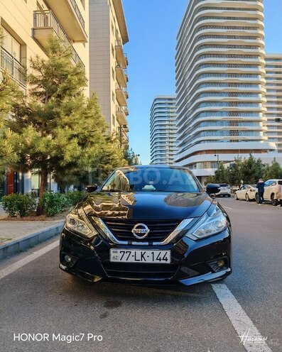 Nissan Altima-15
