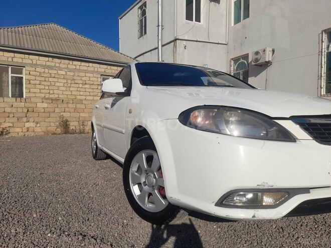 Daewoo Gentra-6