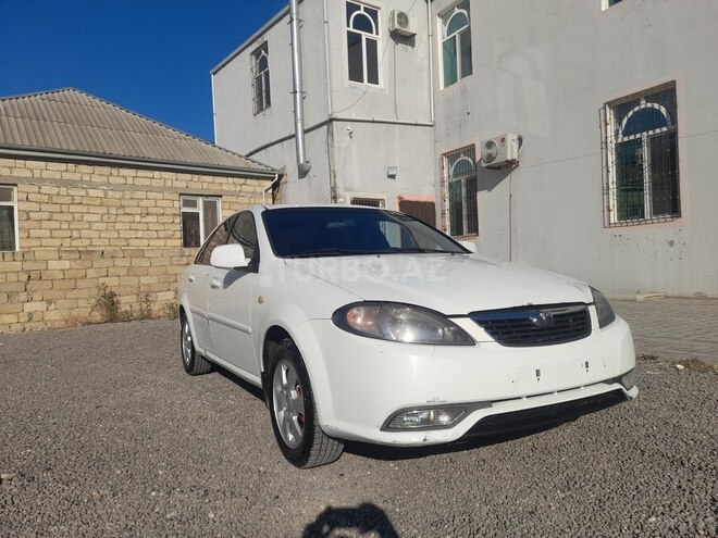 Daewoo Gentra-10