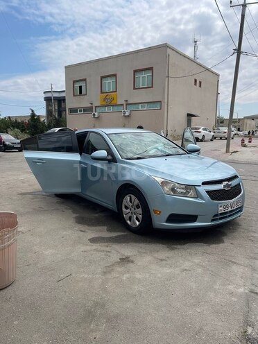 Chevrolet Cruze-2