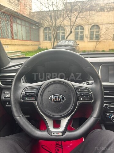 Kia Optima-4
