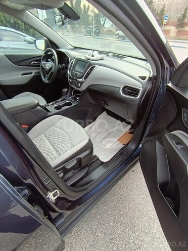 Chevrolet Equinox-12