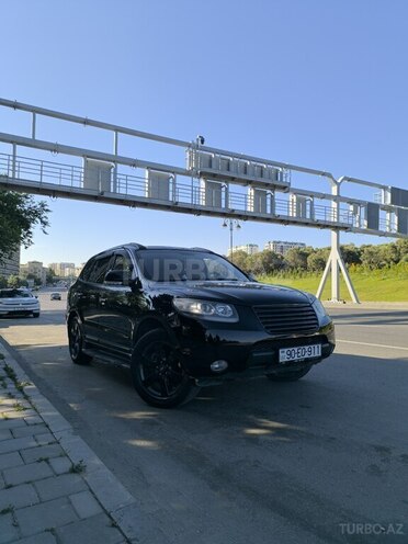 Hyundai Santa Fe-1