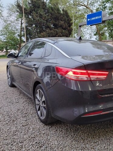 Kia K5-11