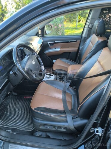 Hyundai Santa Fe-14