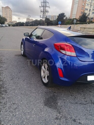 Hyundai Veloster-7
