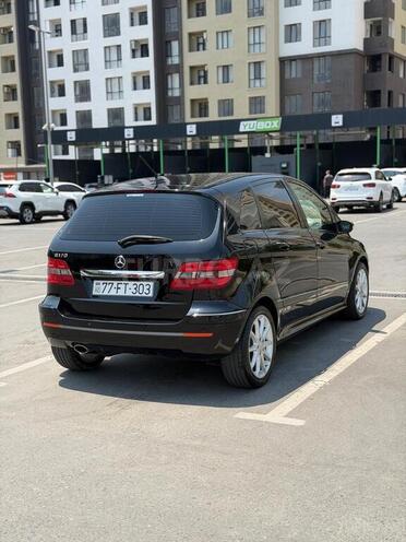 Mercedes B 170-5