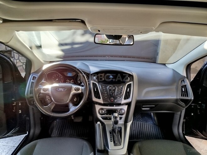 Ford Focus-2