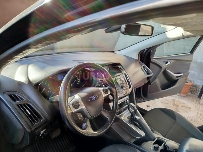 Ford Focus-4