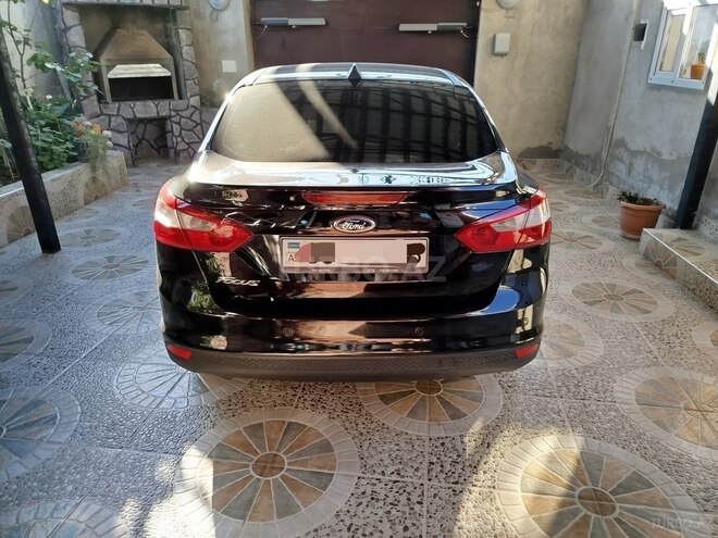 Ford Focus-9