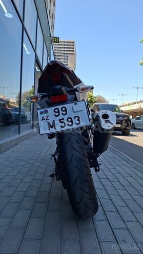 Kawasaki Ninja 500-11