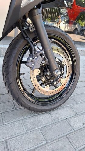 Kawasaki Ninja 500-7