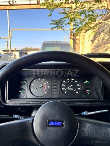 LADA (VAZ) 2107-20