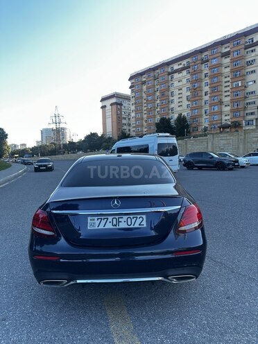 Mercedes E 300-4