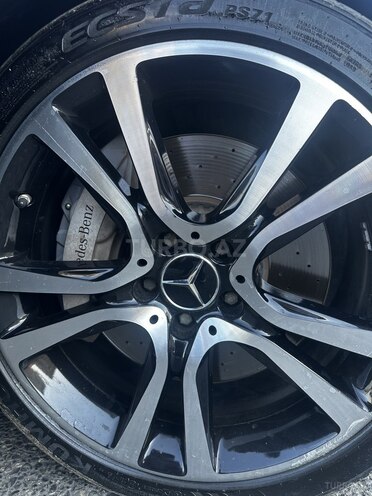 Mercedes E 300-8