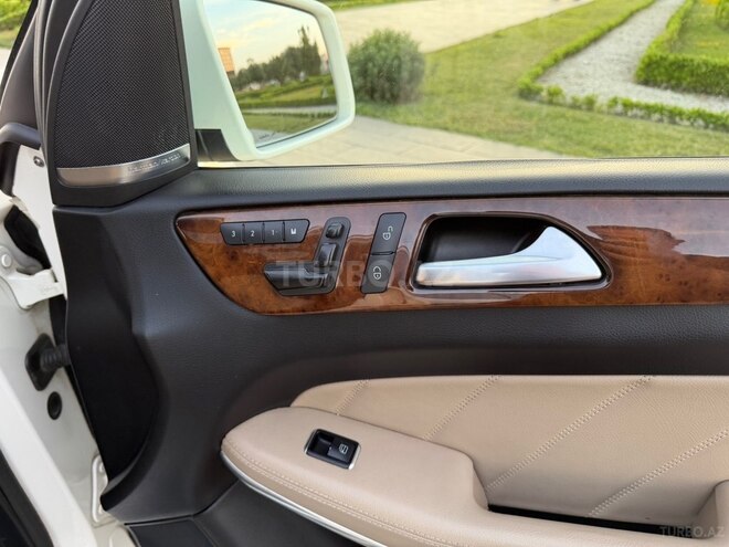Mercedes GL 500 4MATIC-11