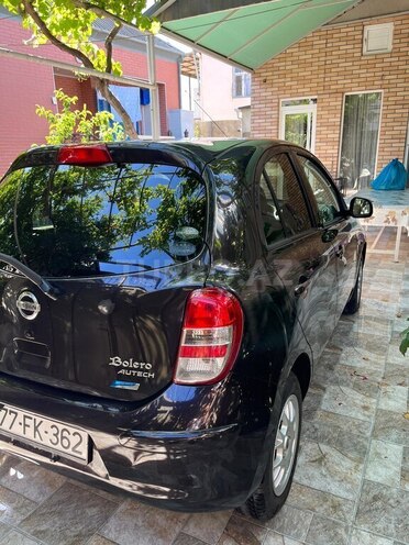 Nissan March-3