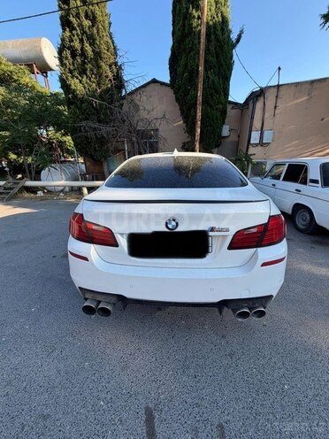 BMW 528-2