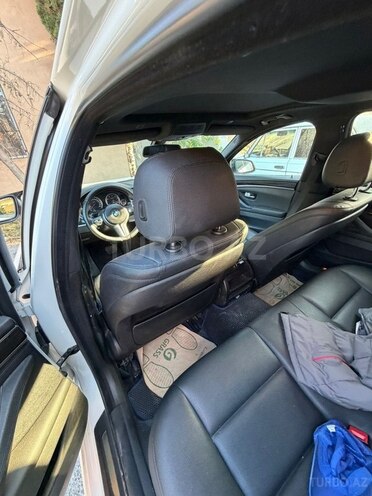 BMW 528-7
