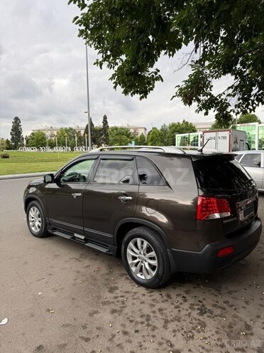 Kia Sorento-4