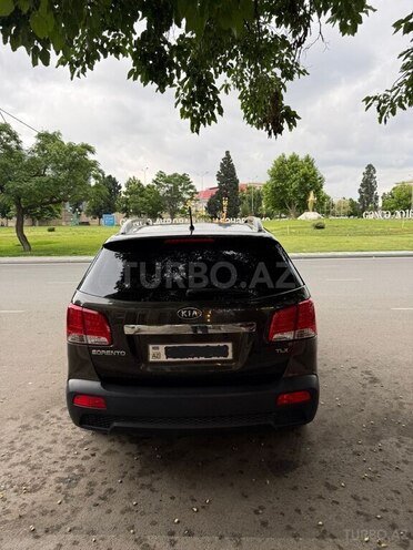 Kia Sorento-8