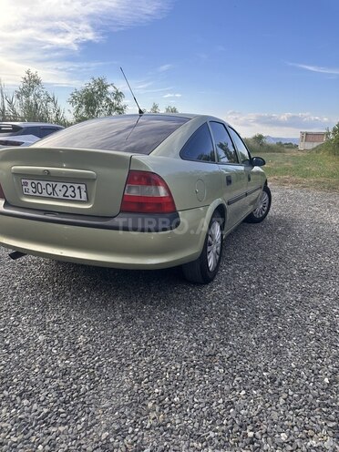 Opel Vectra-7