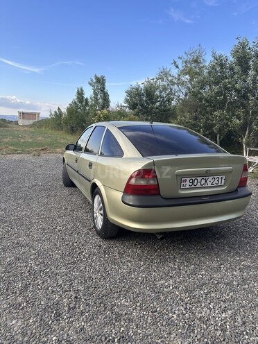 Opel Vectra-6