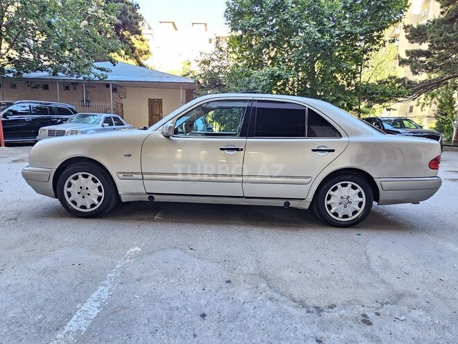 Mercedes E 280-18