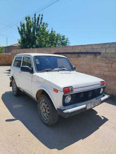 LADA (VAZ) Niva-8